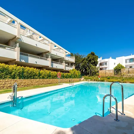 Apartmán Casa Sunny Golf - Modern Retreat With Sea View Estepona