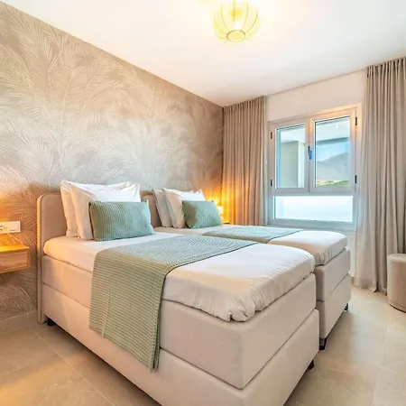 Apartmán Casa Sunny Golf - Modern Retreat With Sea View Estepona