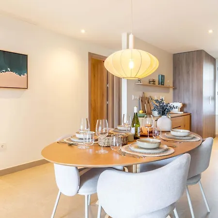 Apartmán Casa Sunny Golf - Modern Retreat With Sea View Estepona