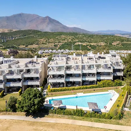 Lejlighed Casa Sunny Golf - Modern Retreat With Sea View Estepona